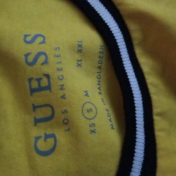 Guess Yellow Hyatt Logo Tape Tee NWOT - Picture 4 of 4
